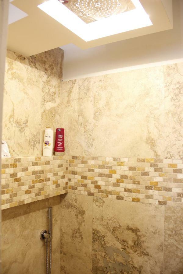 Art Apartment Porta A Prato ฟลอเรนซ์ ภายนอก รูปภาพ