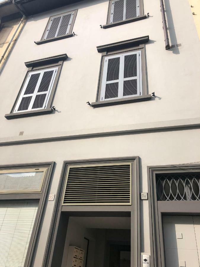 Art Apartment Porta A Prato ฟลอเรนซ์ ภายนอก รูปภาพ